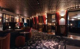 Hotel Rival - Housity
