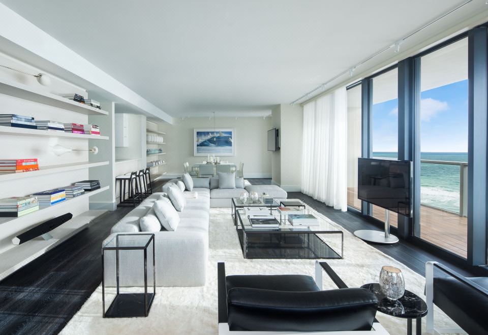 升級版e-Wow，三臥室套房，臥室1: 1張特大床，臥室2：1張特大床，臥室3: 1張特大床