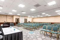 Clarion Hotel Detroit Metro Airport
