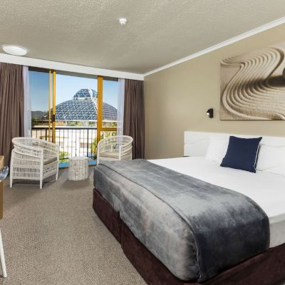 Superior King Balcony Room Pacific Hotel Cairns Promo Code