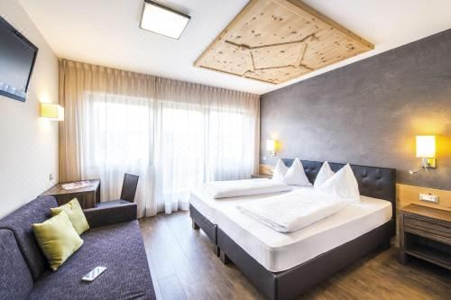 带阳台的双人或双床房