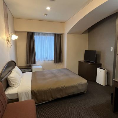 スタンダードダブルルーム(禁煙) くわなパークホテル クーポン