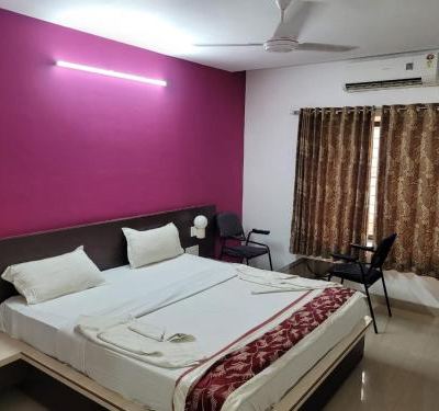 Deluxe King Room Sandesh Resort Promo Code