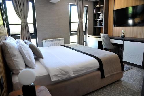 豪华特大床套房