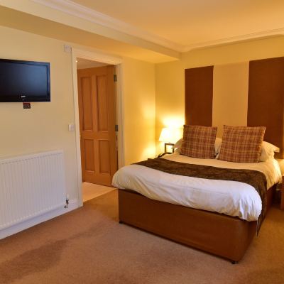Standard Double Room (No Pets) Moness Resort Promo Code