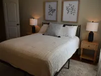 Amazing Suite nestled in downtown Corinth Hotel di Corinth