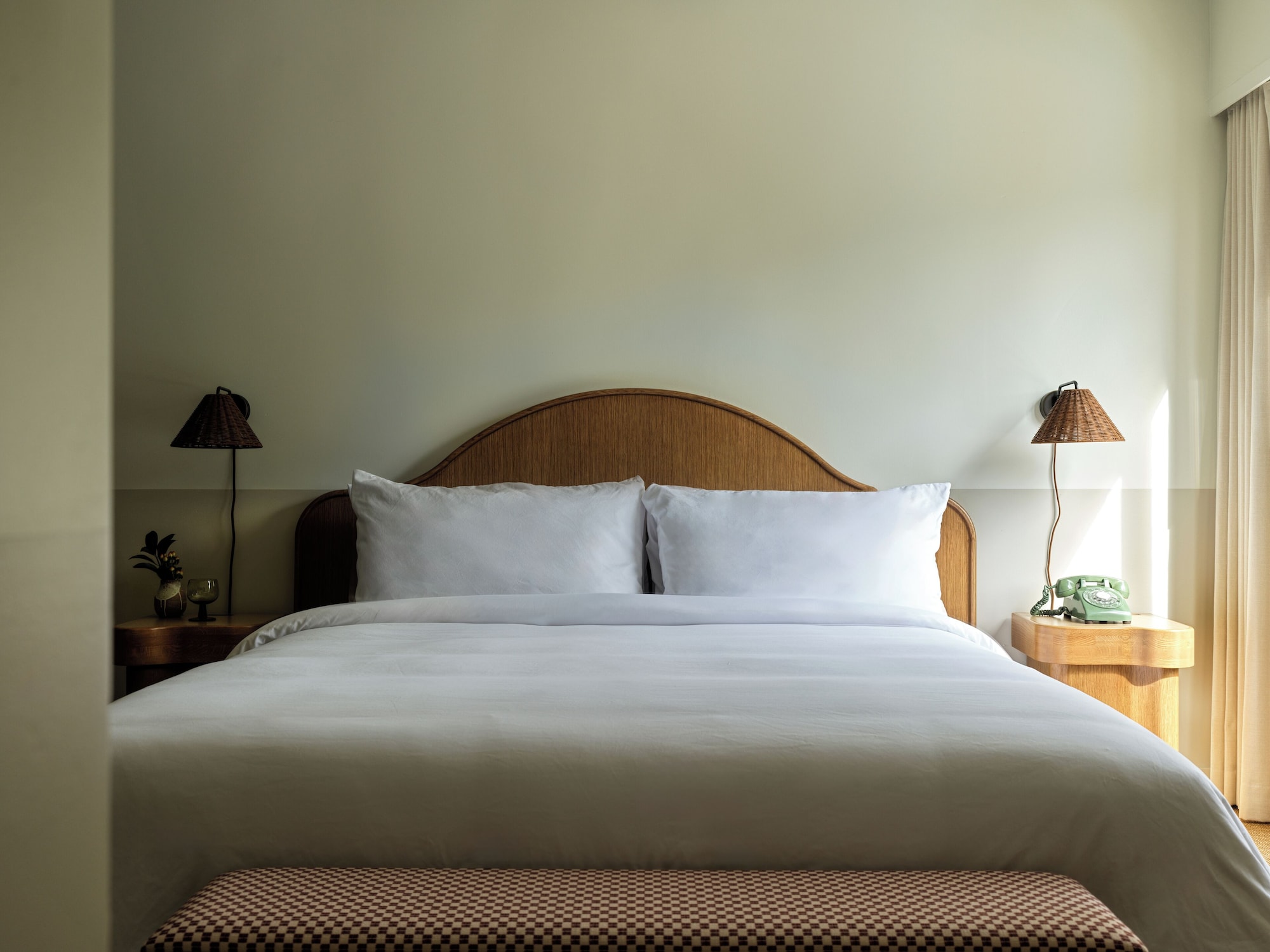 行动无障碍乡村特大床房