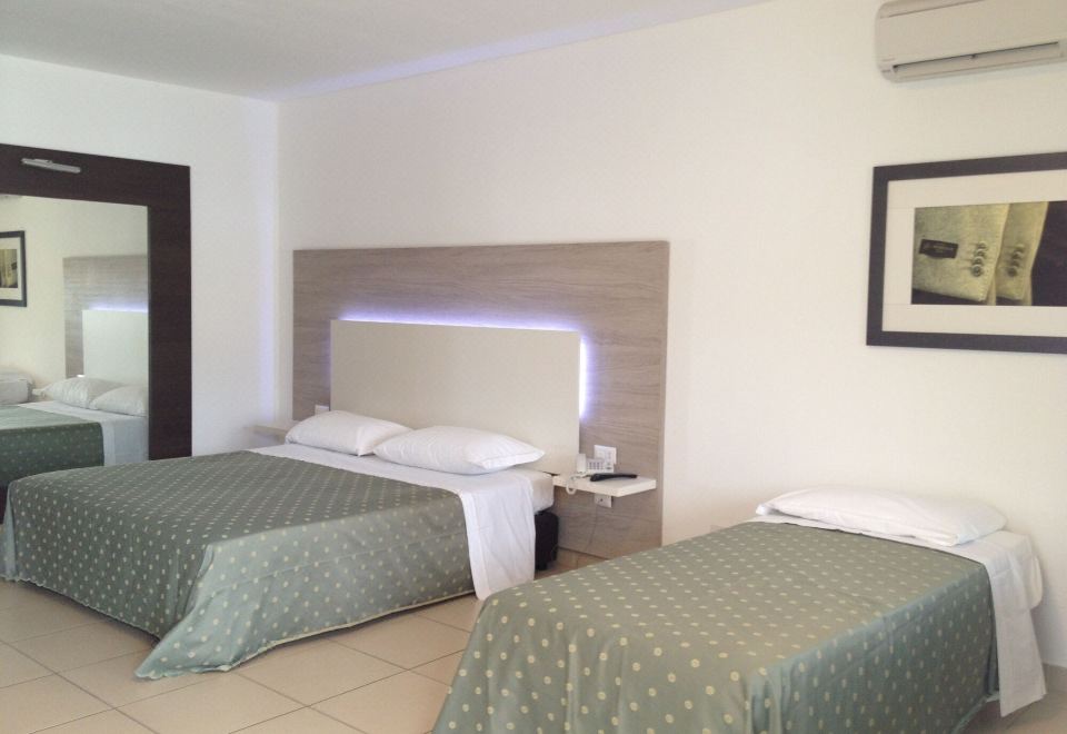 Hotel Ambrosio la CorteSuperior Triple Room