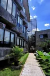 Guest House 555 NKI Hotel a 