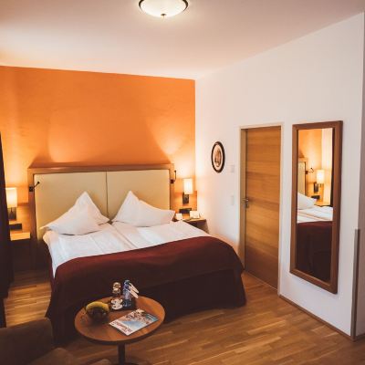 標準雙人房（德式雙床） 哈爾施塔特歷史酒店優惠