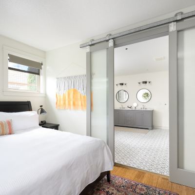 Room 5 The Setting Inn Willamette Valley Promo Code