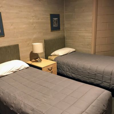 Twin Room Cottonwood Lodge Promo Code