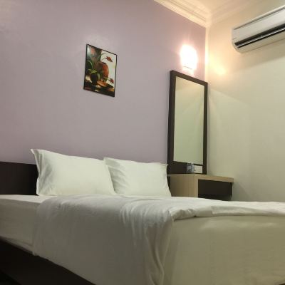 Standard King Room Kupon Hi Star Hotel