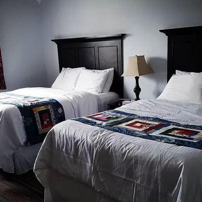 2 Queen Beds Room Seaport Inn Promo Code