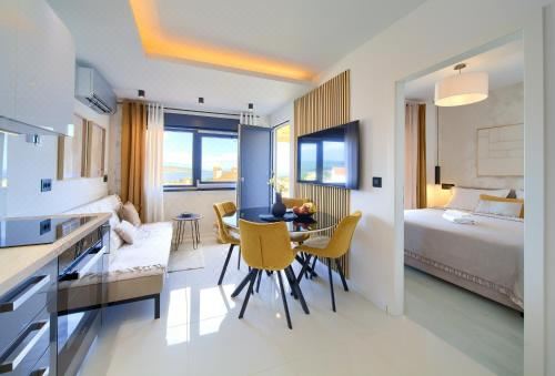 海景高级两卧室公寓 - 带阳台