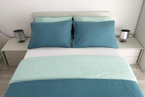 带露台一室公寓