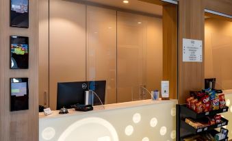 B&B HOTEL Magdeburg-City - Housity