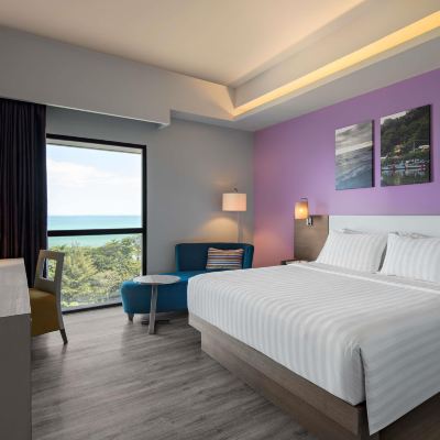 海景豪華特大床房 巴東美居酒店優惠