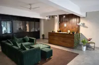 Hotel Stayzzy Bloom