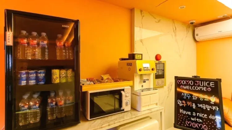 Hotel Momo Juice 食事・レストラン