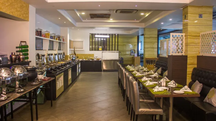 Club Mahindra Hatgad Dining/Restaurant