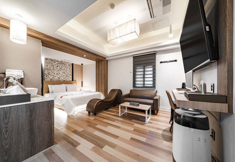 Pocheon Maru Hotel - Housity