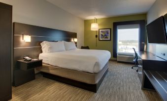 Holiday Inn Express & Suites Lebanon