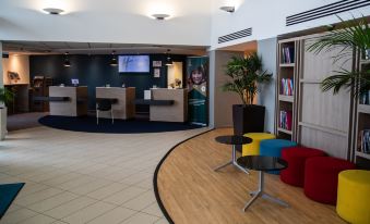 Holiday Inn Express London - Stansted Airport