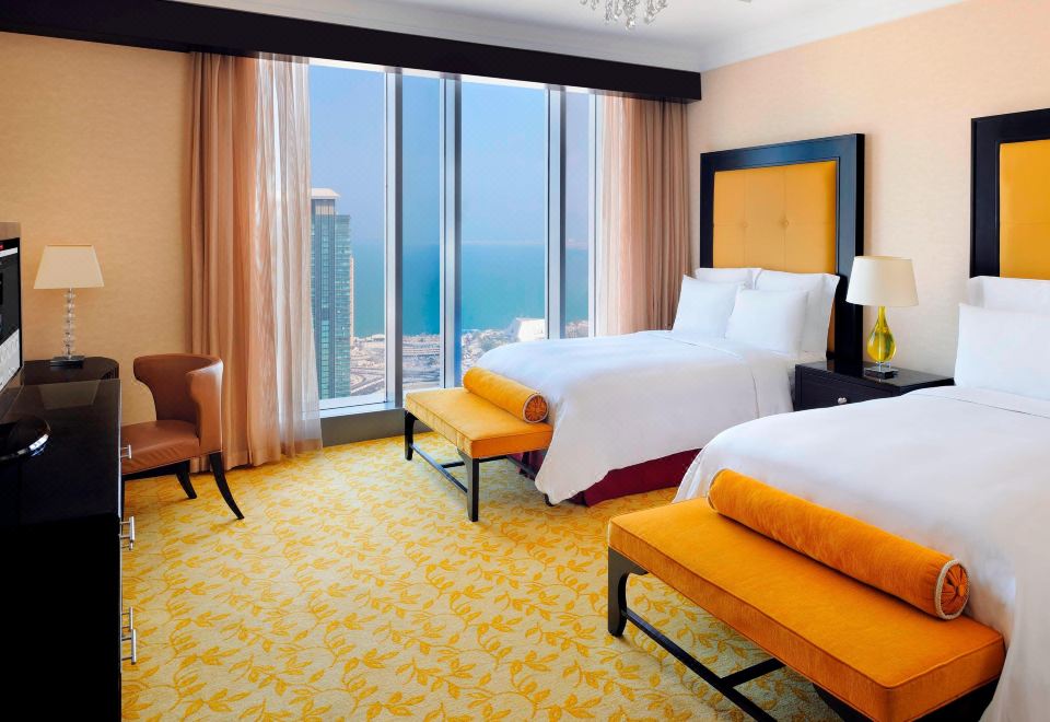 副總統套房，可使用行政休息室，2臥室大套房，部分海景