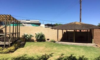 Cosy 2-Bed House in Maseru for Perfect Calm and re