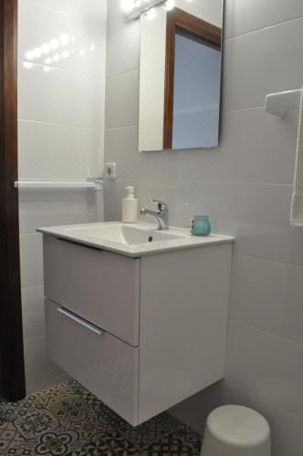 Sun & Sand GuesthouseTriple Room with Sea View