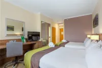 Holiday Inn LEAMINGTON SPA - WARWICK by IHG Отели в г. 