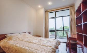 Coco Flower Village Serviced Apartment and Homestay
