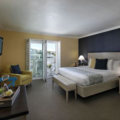 Suite, Multiple Beds, Partial Ocean View, Corner (Two Bedrooms, Two Kings) Pismo Lighthouse Suites Promo Code