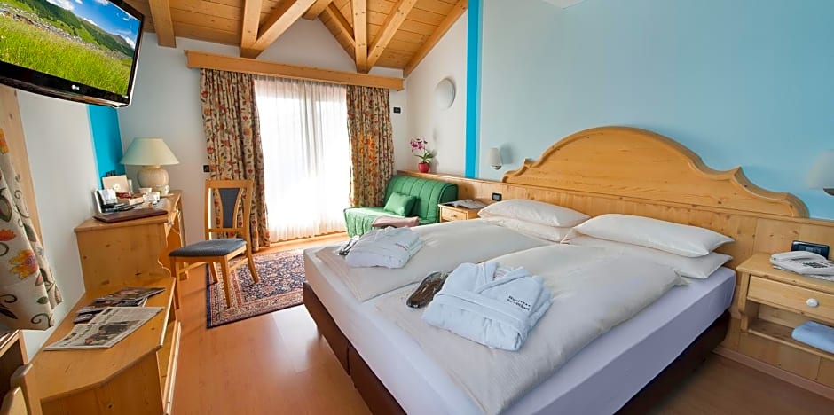 高级双人房（带阳台）