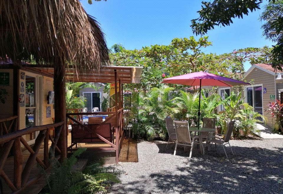 Hotel Jaco Lodge Quiet Place, Exterior, Garden