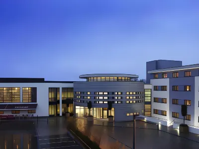 Clayton Hotel Liffey Valley Hôtels à : 