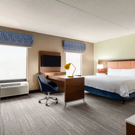Hampton Inn & Suites Frederick-Fort Detrick Отели в г. Фредерик