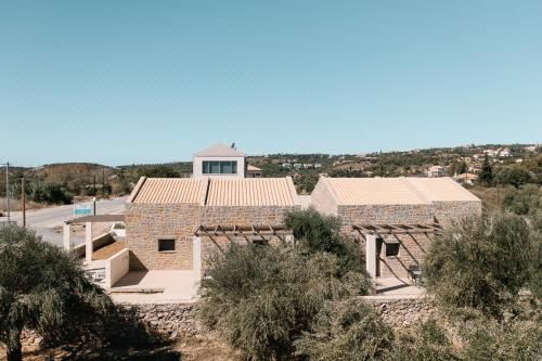 Petrino Foinikounta Two-Bedroom House