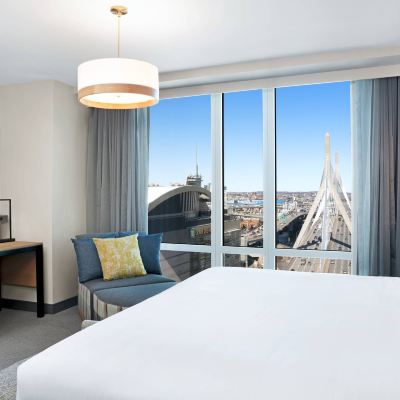 Penthouse, 1 King, Sofa Bed, City View Courtyard by Marriott Boston Downtown/North Station Promo Code