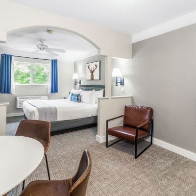 Superior Suite Inn at Mount Shasta Promo Code