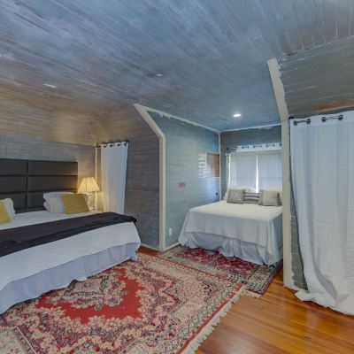 Studio Suite Oak Hall Bnb Promo Code