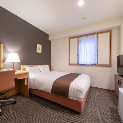 雙人床房（採用席夢思床墊）-可吸煙 中洲博多花園酒店優惠