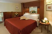 إيه إس هوتل مونزا