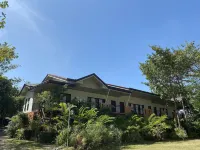 Hiraya Wellness Resort and Ecopark Hotel di 