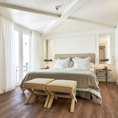 Standard Double Room With Balcony Hoposa Daina Promo Code
