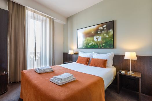 Riversuites