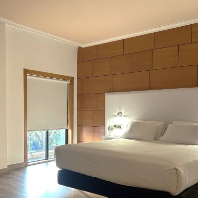 Premium Double Room Alfonso I Promo Code