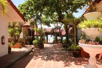 Isla Bonita Beach Resort Отели в г. 