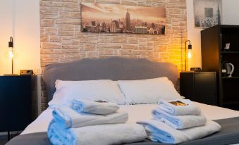 Salotto Piramide - Housity